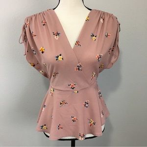 2 for $10 monteau pink floral crop top v neck size S